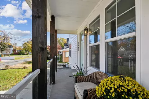 Exterior - 4992 Lerch Dr, Shady Side, MD 20764 photo 4 of 9