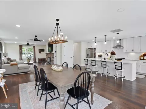 Other - 706 E Shore Rd, Pasadena, MD 21122 photo 2 of 6