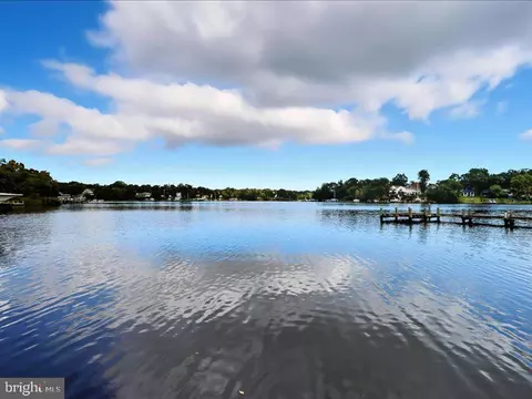 View/Area - 706 E Shore Rd, Pasadena, MD 21122 photo 1 of 2