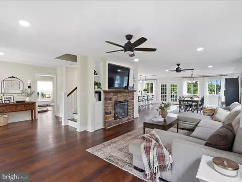 Other - 706 E Shore Rd, Pasadena, MD 21122 photo 3 of 6
