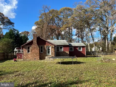 94 Pine Rd, Pasadena, MD 21122 photo 1