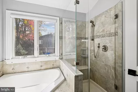 Bath - 161 E Bay View Dr, Annapolis, MD 21403 photo 1 of 6