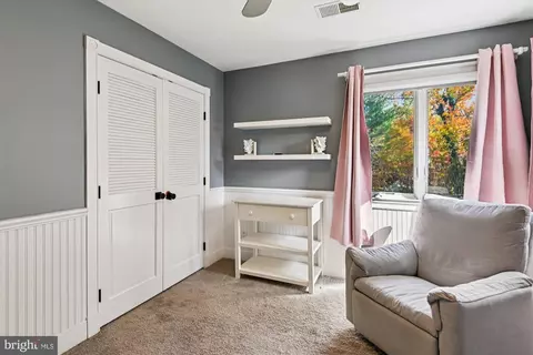 Bedroom - 161 E Bay View Dr, Annapolis, MD 21403 photo 7 of 16
