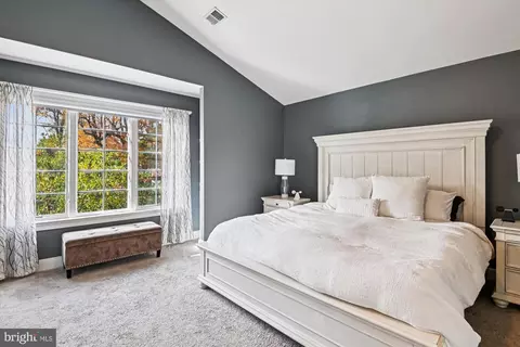 Bedroom - 161 E Bay View Dr, Annapolis, MD 21403 photo 1 of 16