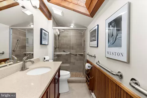 Bath - 336 Epping Way, Annapolis, MD 21401 photo 1 of 2