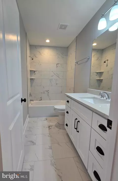 8478 Garden Rd, Pasadena, MD 21122 photo 11