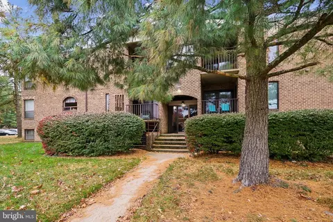 10 Silverwood Cir #10, Annapolis, MD 21403