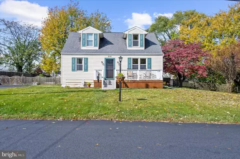 Exterior - 210 Arundel Rd, Pasadena, MD 21122 photo 2 of 11
