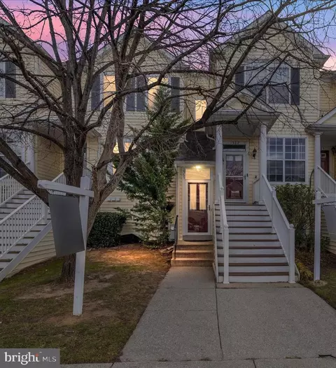 1565 Fallowfield Ct, Crofton, MD 21114