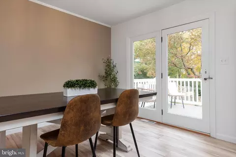 Dining - 7963 Oak Rd, Pasadena, MD 21122 photo 1 of 1