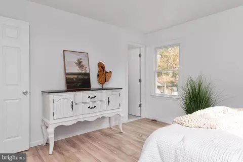 Other - 7963 Oak Rd, Pasadena, MD 21122 photo 2 of 6