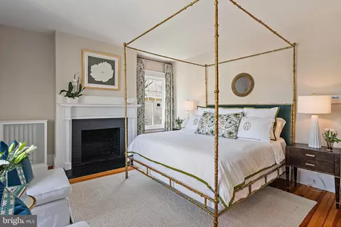 Bedroom - 39 Southgate Ave, Annapolis, MD 21401 photo 1 of 7