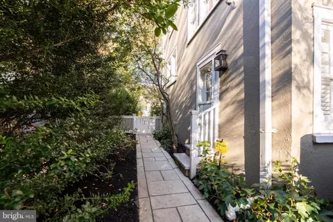 Exterior - 39 Southgate Ave, Annapolis, MD 21401 photo 7 of 18