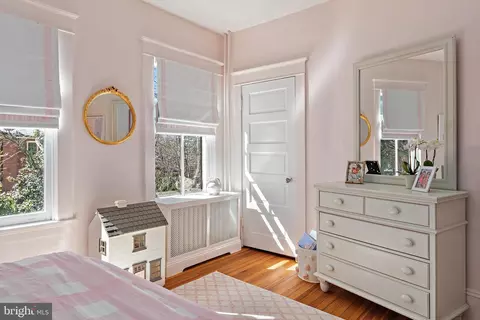 Bedroom - 39 Southgate Ave, Annapolis, MD 21401 photo 4 of 7