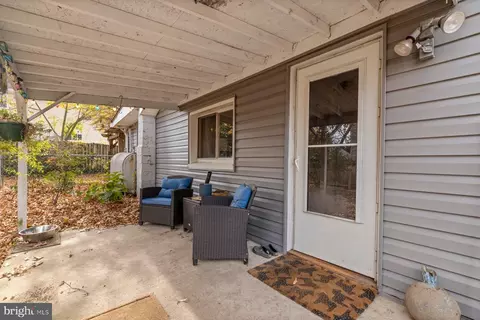 727 213th St, Pasadena, MD 21122 photo 4