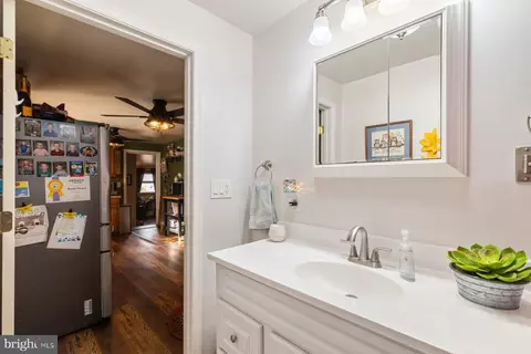 727 213th St, Pasadena, MD 21122 photo 12
