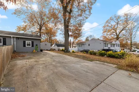 727 213th St, Pasadena, MD 21122 photo 27