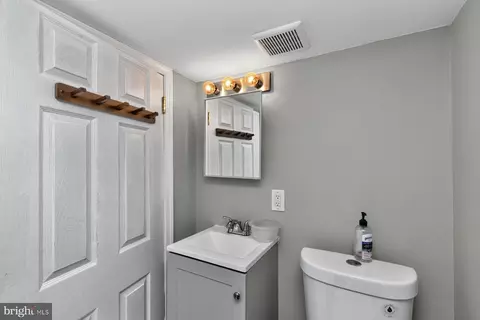 1847 Hawk Ct, Severn, MD 21144 photo 25