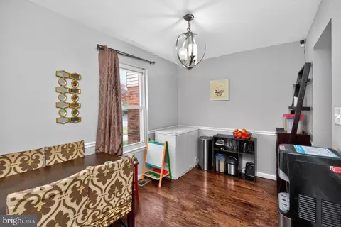 1847 Hawk Ct, Severn, MD 21144 photo 4