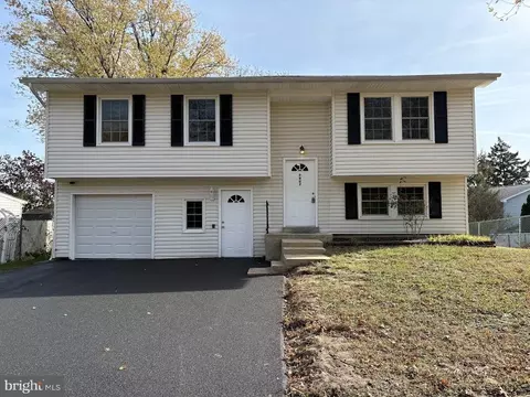Exterior - 7907 Chalice Rd, Severn, MD 21144 photo 6 of 6