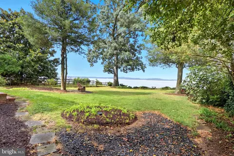 Exterior - 920 Burnett Ave, Arnold, MD 21012 photo 2 of 4