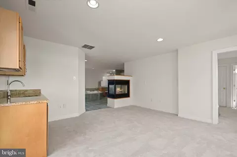 Living - 2113 Lake Dr, Pasadena, MD 21122 photo 6 of 7