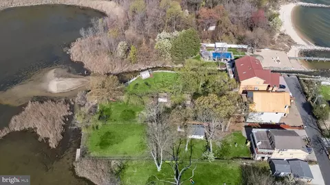 View/Area - 2113 Lake Dr, Pasadena, MD 21122 photo 5 of 7