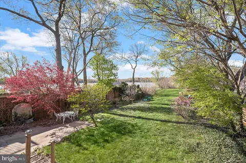 Exterior - 2113 Lake Dr, Pasadena, MD 21122 photo 8 of 10