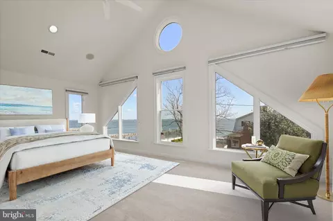 Bedroom - 2113 Lake Dr, Pasadena, MD 21122 photo 1 of 6