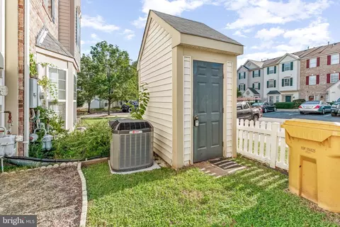 Exterior - 302 Assembly Point Ct, Odenton, MD 21113 photo 2 of 2