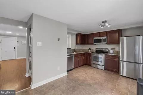 Other - 1272 Seminole Dr, Arnold, MD 21012 photo 2 of 11