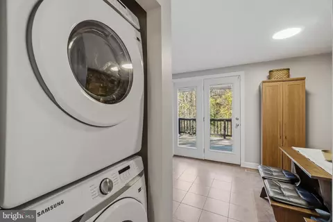 Other - 1272 Seminole Dr, Arnold, MD 21012 photo 3 of 11