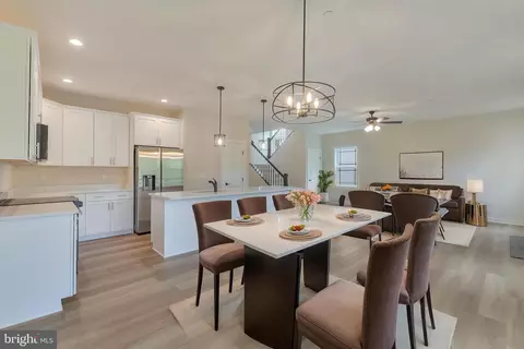 Dining - 314 Caldwell Rd, Pasadena, MD 21122 photo 1 of 3
