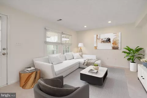 727 Dayspring Dr, Odenton, MD 21113 photo 16
