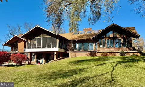 21 Treiber Ln, Harwood, MD 20776