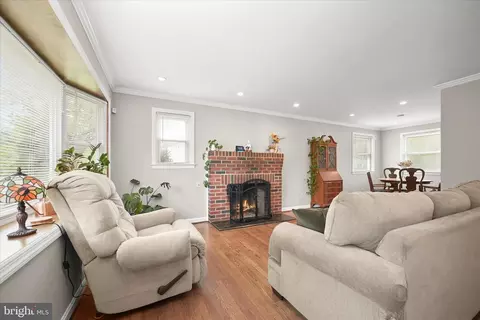 Living - 7403 Locust Dr, Hanover, MD 21076 photo 1 of 6