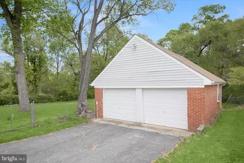 Exterior - 7403 Locust Dr, Hanover, MD 21076 photo 8 of 8