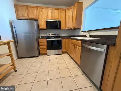 8615 Wandering Fox Trl #208, Odenton, MD 21113