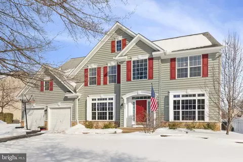 8307 Banister Rd, Severn, MD 21144