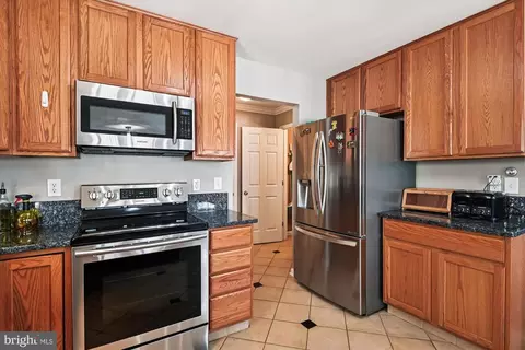 Kitchen - 2310 228th St, Pasadena, MD 21122 photo 2 of 2