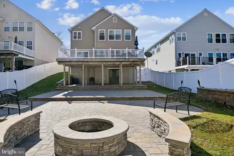 Exterior - 2310 228th St, Pasadena, MD 21122 photo 3 of 11