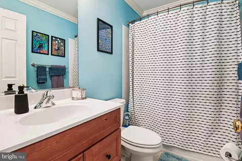 Bath - 2310 228th St, Pasadena, MD 21122 photo 3 of 5