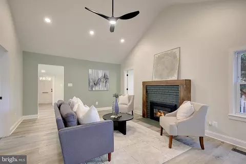 1423 Park Rd, Edgewater, MD 21037 photo 6