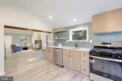 1423 Park Rd, Edgewater, MD 21037 photo 13