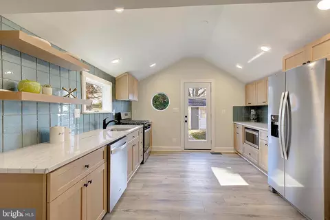 1423 Park Rd, Edgewater, MD 21037 photo 18