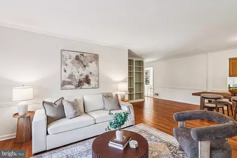 Living - 1913 Dulaney Pl, Annapolis, MD 21409 photo 2 of 4
