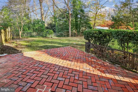 Exterior - 1913 Dulaney Pl, Annapolis, MD 21409 photo 2 of 12