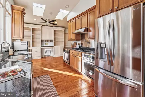 Kitchen - 1913 Dulaney Pl, Annapolis, MD 21409 photo 1 of 7