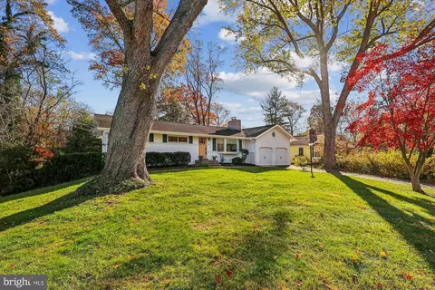 Exterior - 1913 Dulaney Pl, Annapolis, MD 21409 photo 9 of 12