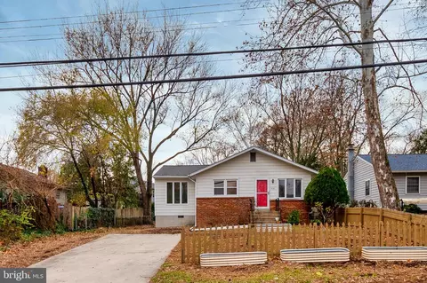 8084 Clark Station Rd, Severn, MD 21144